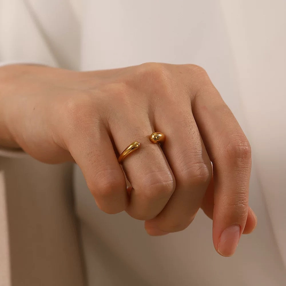 Cassie Ring