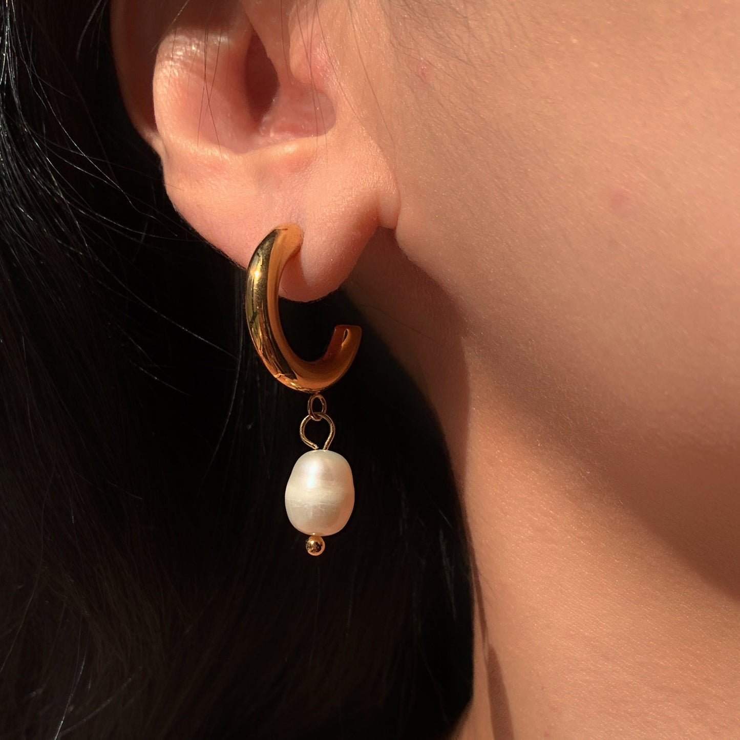 Tiarna Pearl Earrings