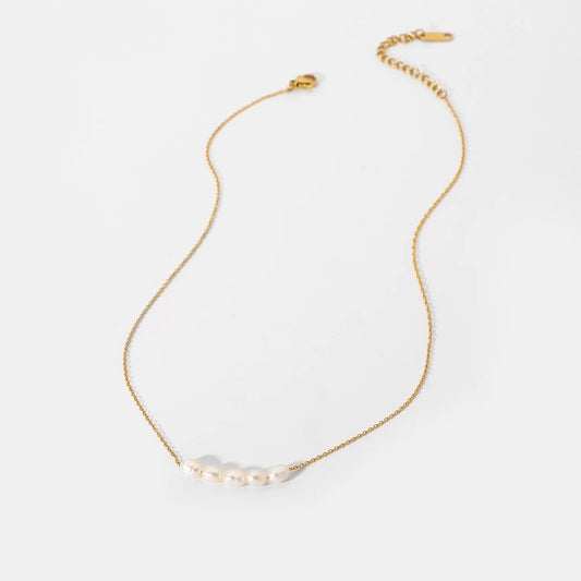 Daphne Pearl Necklace